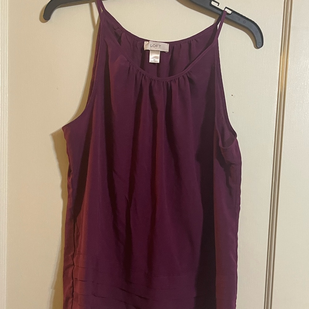 Loft brand purple tank. Size medium.  Great condition.